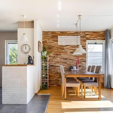 Nordic Lights Villa 지그투나 외부 사진